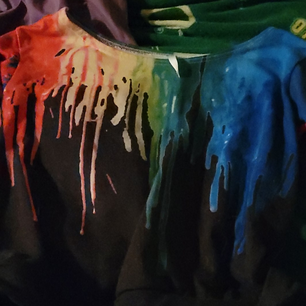 Pull over sweatshirt